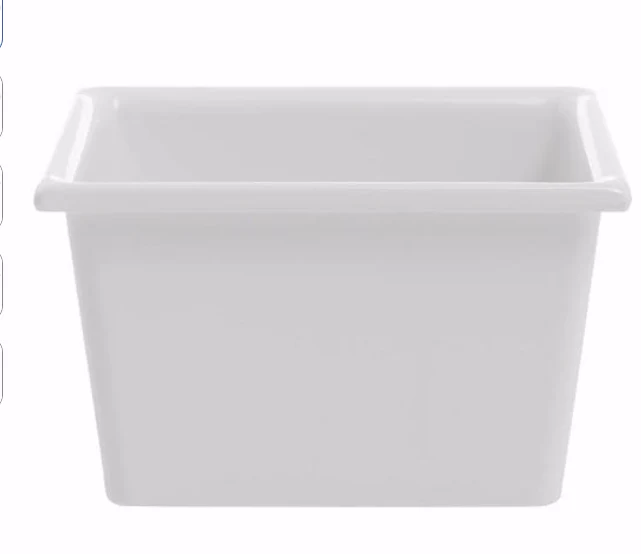 Paper & Plastic Products & Utensils